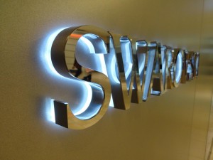 LED BACK HALO-LIT ACRYLIC SIGNAGE